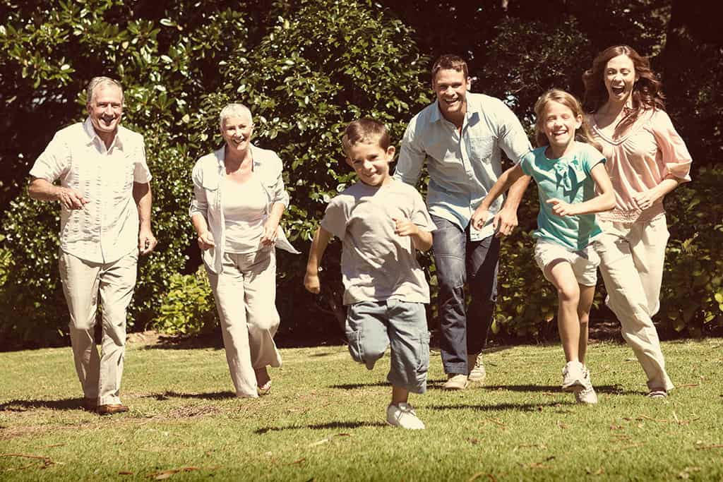 Family Reunion Cost Saving Tips: A Basic Guide for Planning a Memorable, Affordable Gathering 1 family reunion cost saving tips