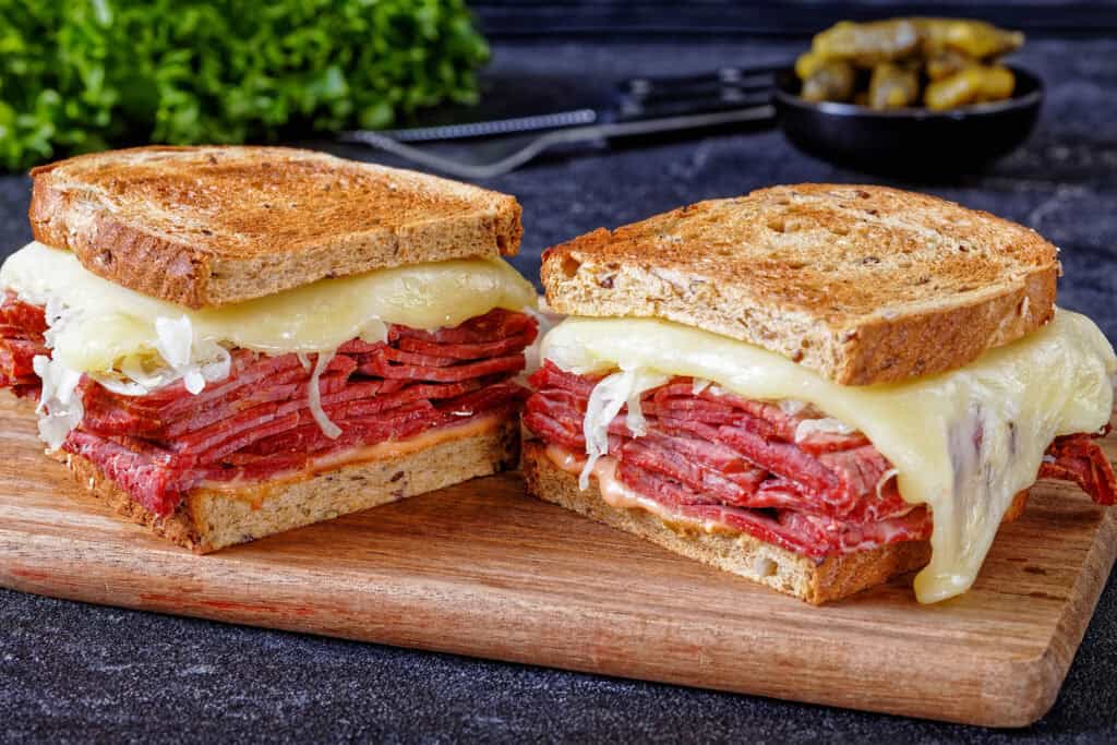 Articles 9 Reuben Sandwich 2048x1365 72 Res